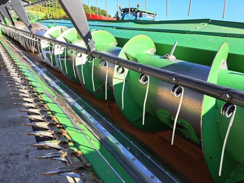 Mähdrescher typu John Deere S780 HM, Gebrauchtmaschine v STENAY (Obrázek 9)