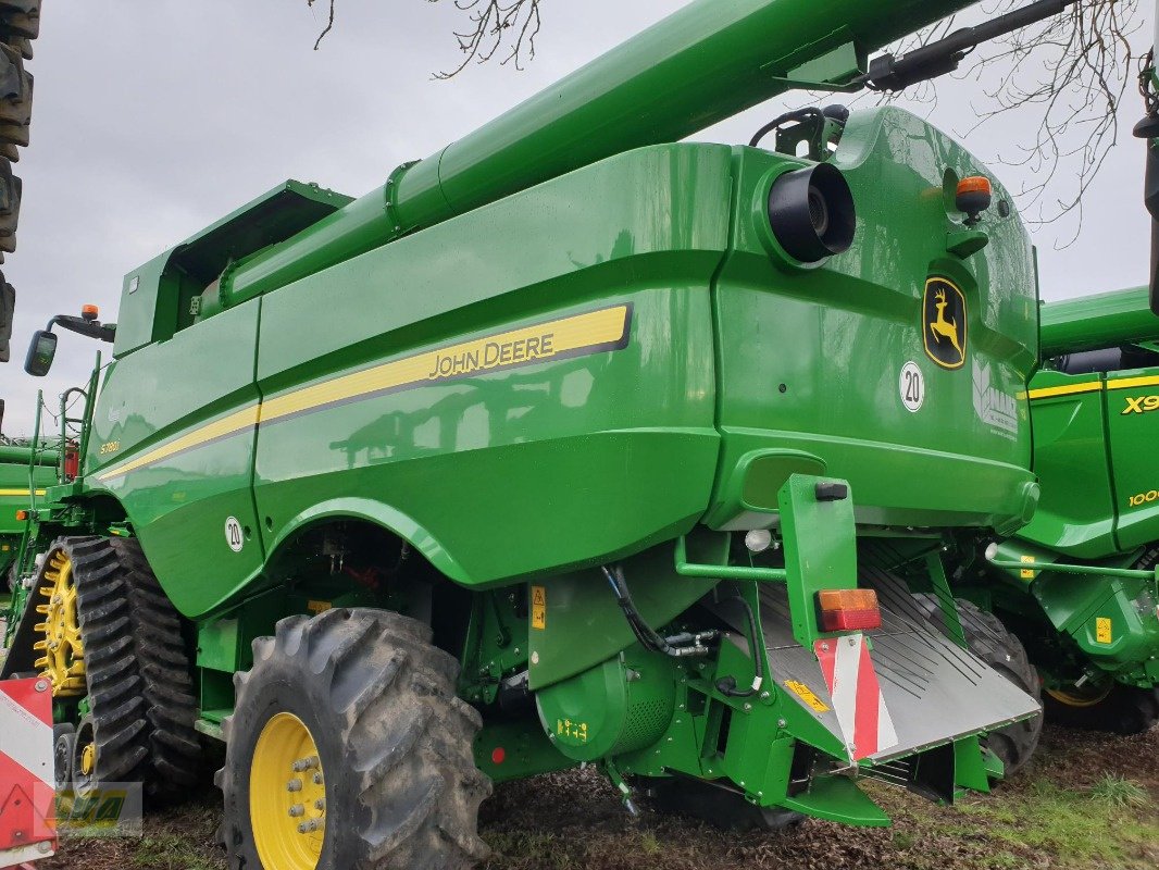 Mähdrescher del tipo John Deere S780 Raupe oder Räder, Gebrauchtmaschine In Schenkenberg (Immagine 4)