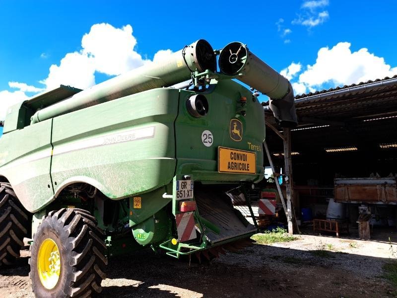 Mähdrescher typu John Deere S780, Gebrauchtmaschine v CHAUMESNIL (Obrázek 4)