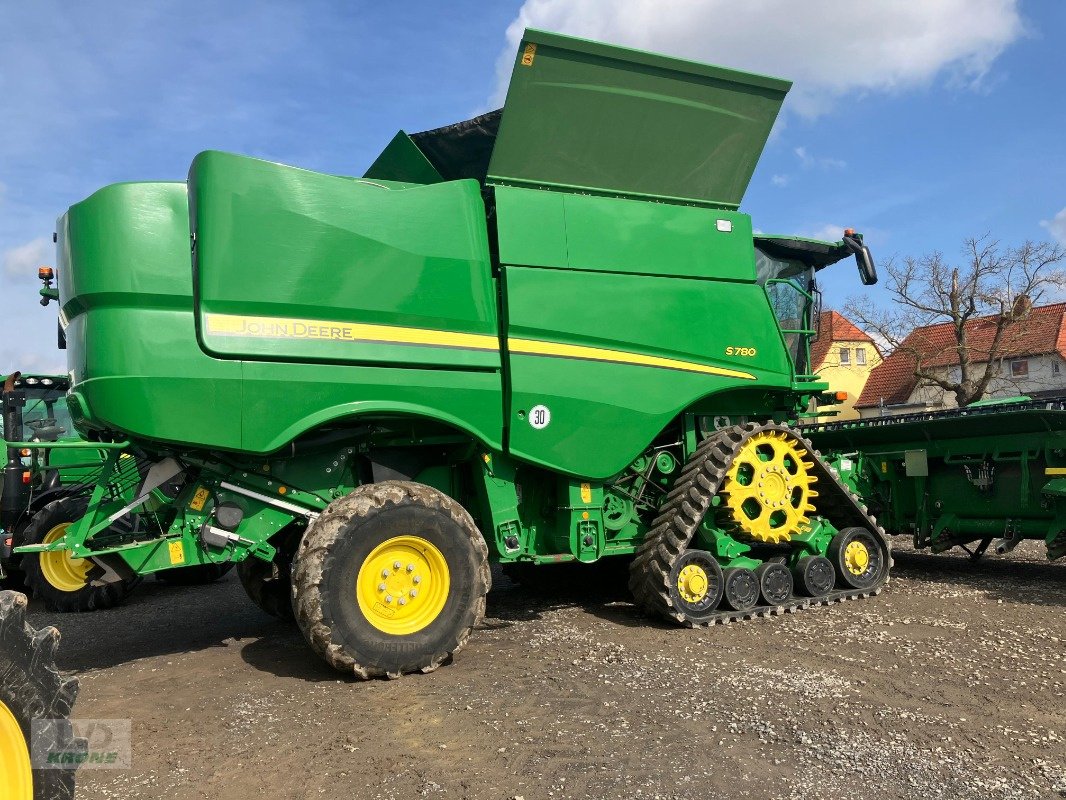 Mähdrescher типа John Deere S780, Gebrauchtmaschine в Barsinghausen OT Groß Munzel (Фотография 3)