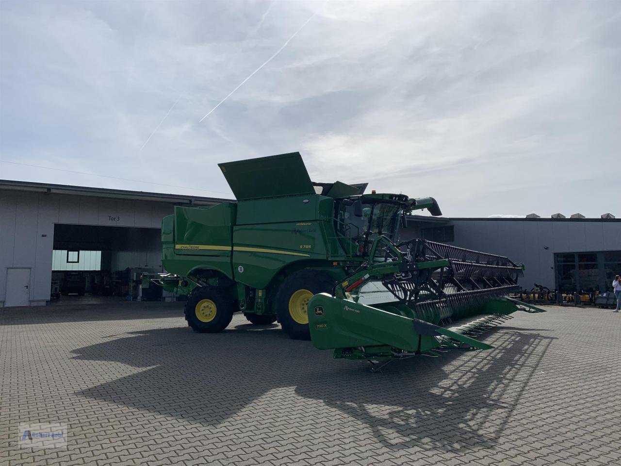 Mähdrescher des Typs John Deere S785 HM, Neumaschine in Wittlich (Bild 9)