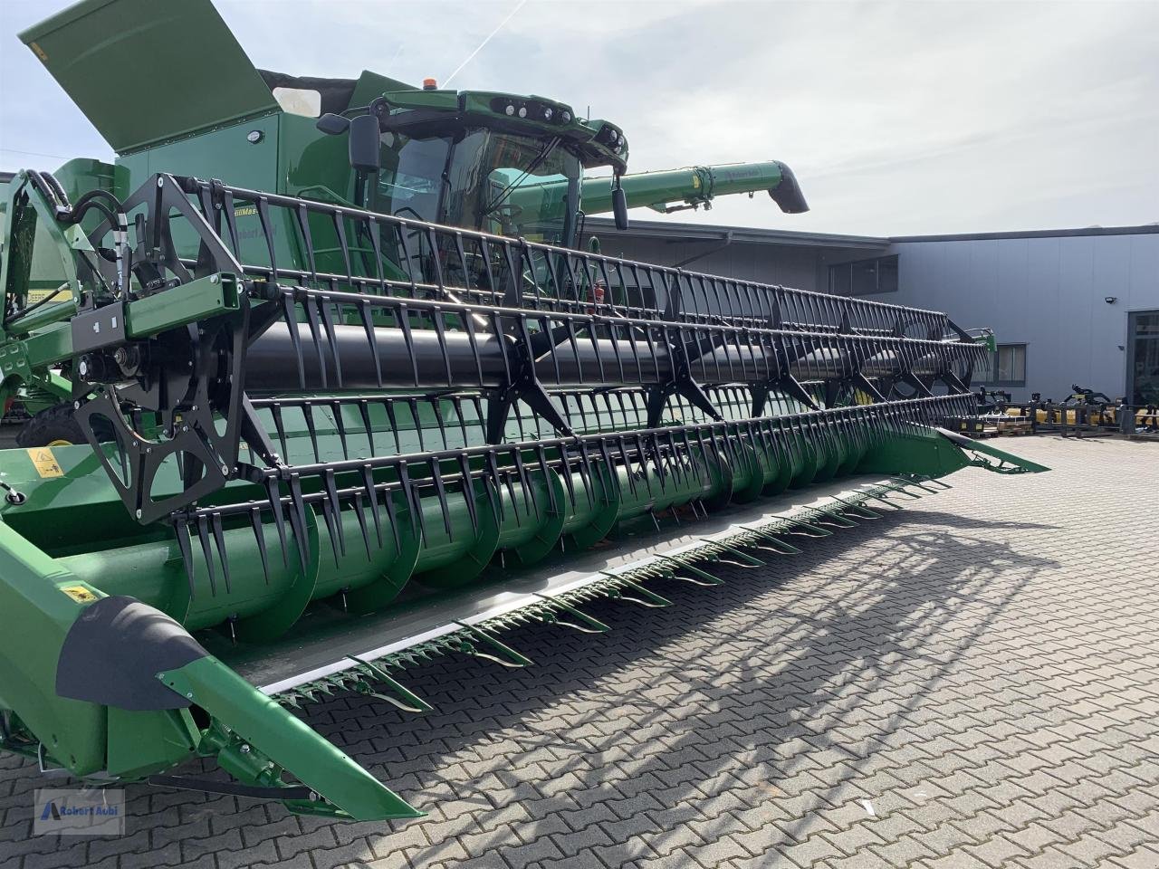 Mähdrescher des Typs John Deere S785 HM, Neumaschine in Wittlich (Bild 10)