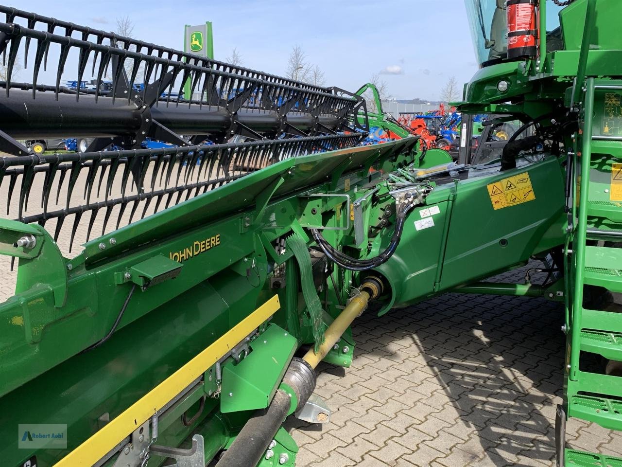 Mähdrescher des Typs John Deere S785 HM, Neumaschine in Wittlich (Bild 12)