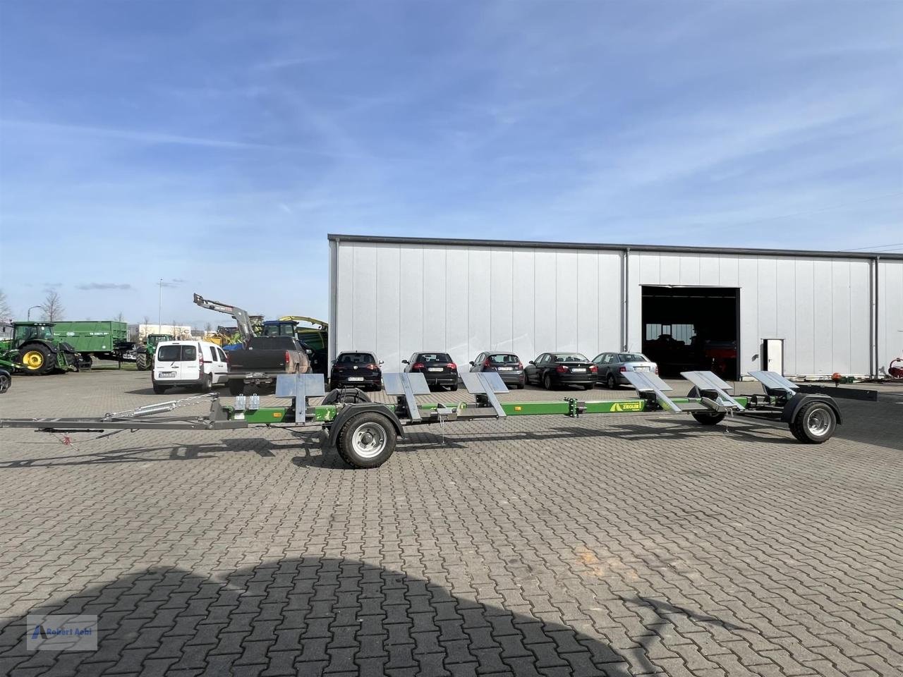 Mähdrescher des Typs John Deere S785 HM, Neumaschine in Wittlich (Bild 24)