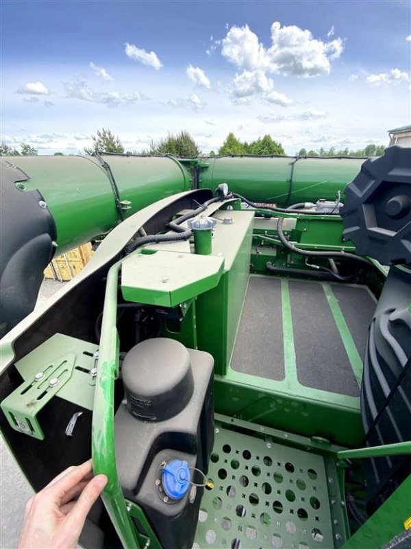 Mähdrescher Türe ait John Deere S785 Incl 30" Skærebord og vogn. Vi giver 50 timers høstgaranti i DK!!! AutoTrac. GPS. Dyna-Flow Plus., Gebrauchtmaschine içinde Kolding (resim 14)