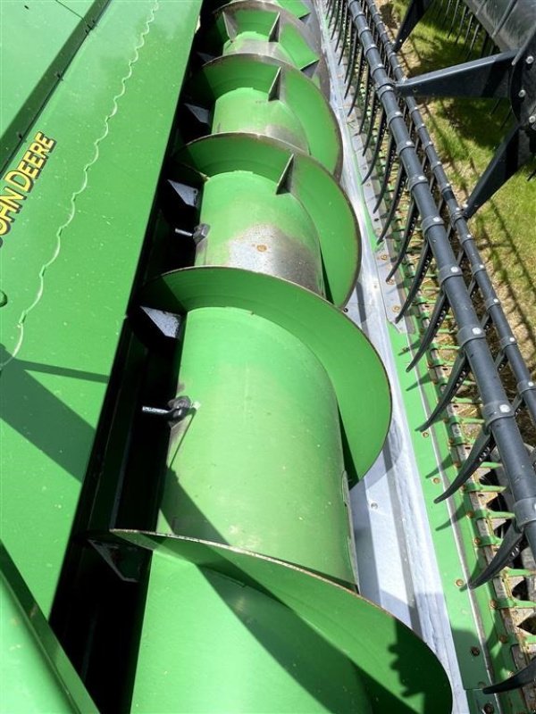 Mähdrescher Türe ait John Deere S785 Incl 30" Skærebord og vogn. Vi giver 50 timers høstgaranti i DK!!! AutoTrac. GPS. Dyna-Flow Plus., Gebrauchtmaschine içinde Kolding (resim 23)