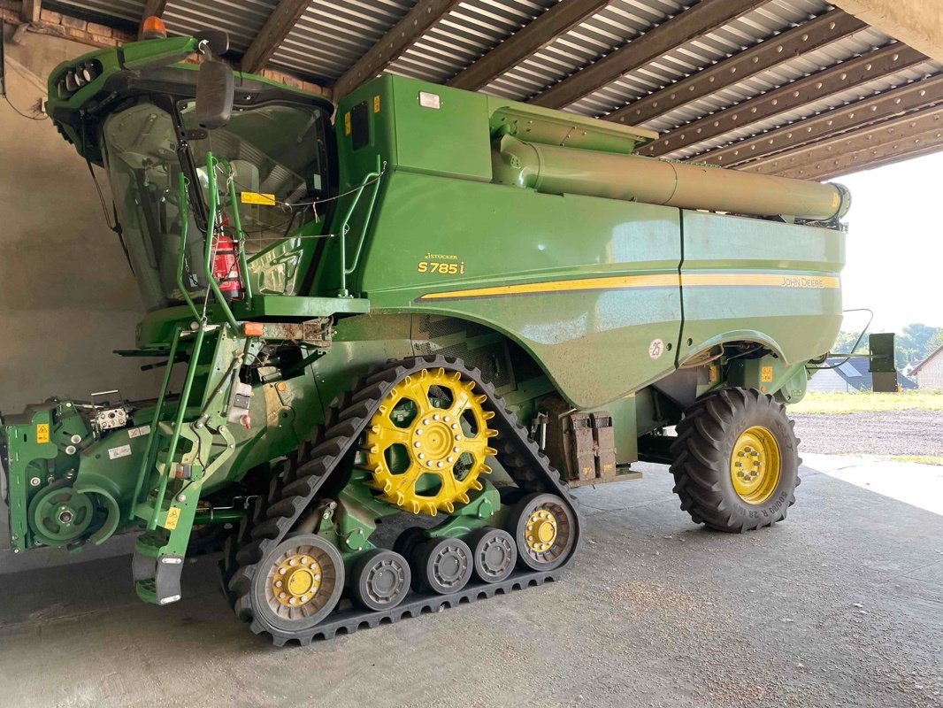 Mähdrescher des Typs John Deere S785 mit 730 PremiumFlow SW und SWW, Gebrauchtmaschine in Polleben (Bild 1)