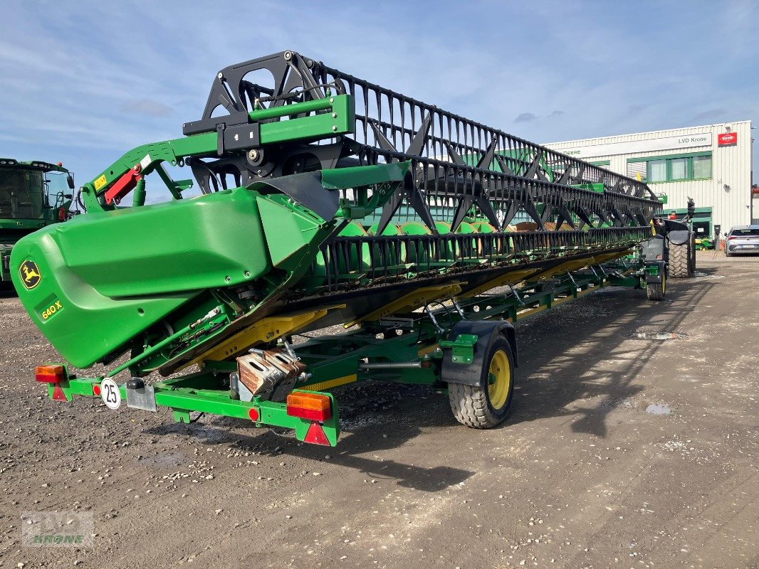 Mähdrescher от тип John Deere S790, Gebrauchtmaschine в Barsinghausen OT Groß Munzel (Снимка 20)