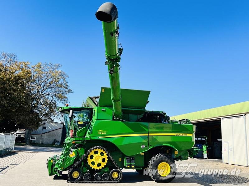 Mähdrescher типа John Deere S790, Gebrauchtmaschine в Sülzetal OT Altenweddingen (Фотография 3)