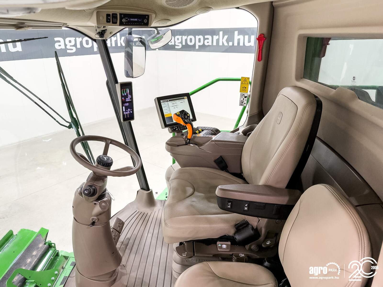 Mähdrescher tip John Deere S790i 4WD rotor combine, SF6000 AutoTrac, 202 kW drive, 800/70R38, ProDrive, air compressor, Gebrauchtmaschine in Csengele (Poză 8)