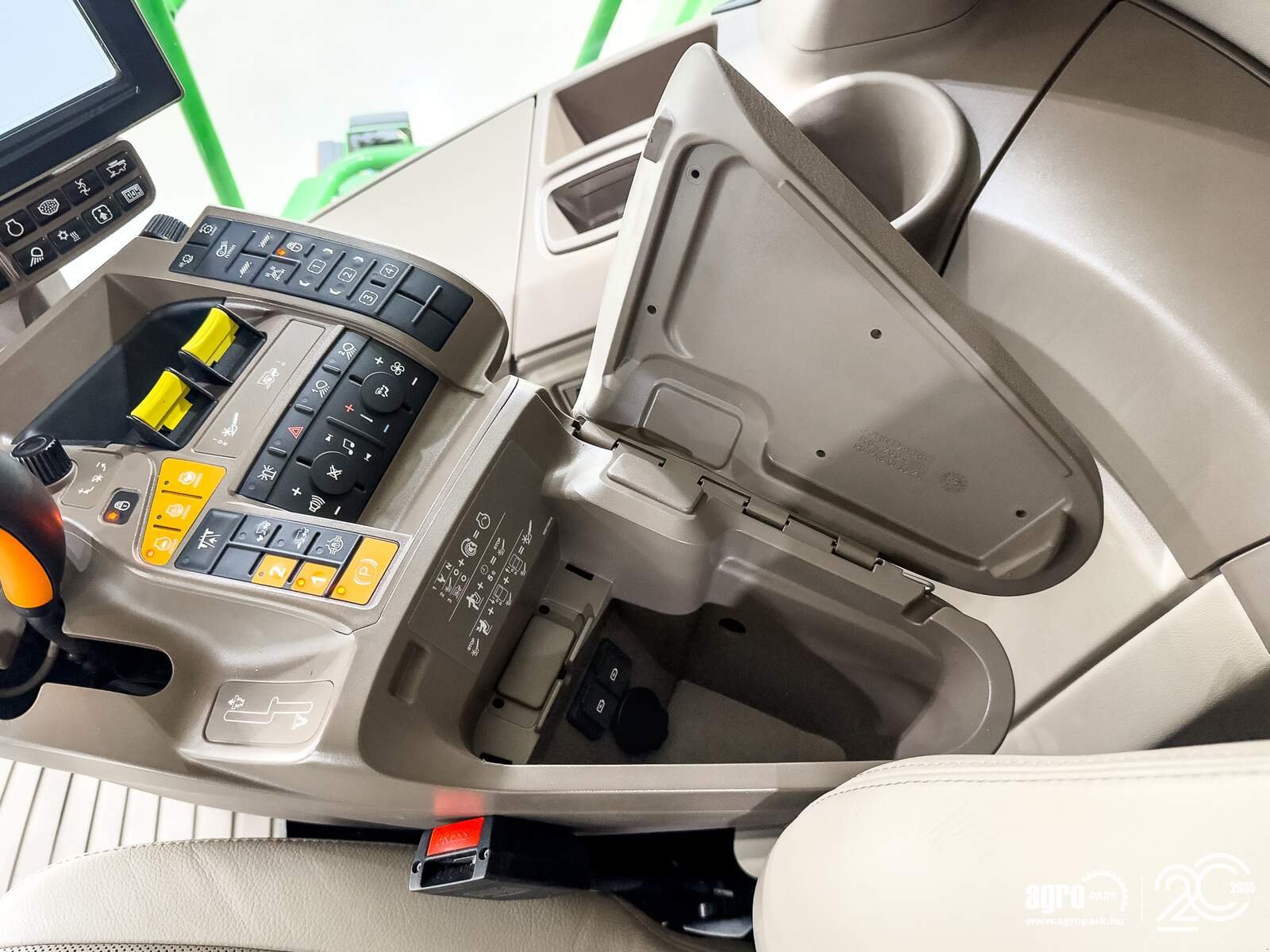 Mähdrescher tip John Deere S790i 4WD rotor combine, SF6000 AutoTrac, 202 kW drive, 800/70R38, ProDrive, air compressor, Gebrauchtmaschine in Csengele (Poză 15)