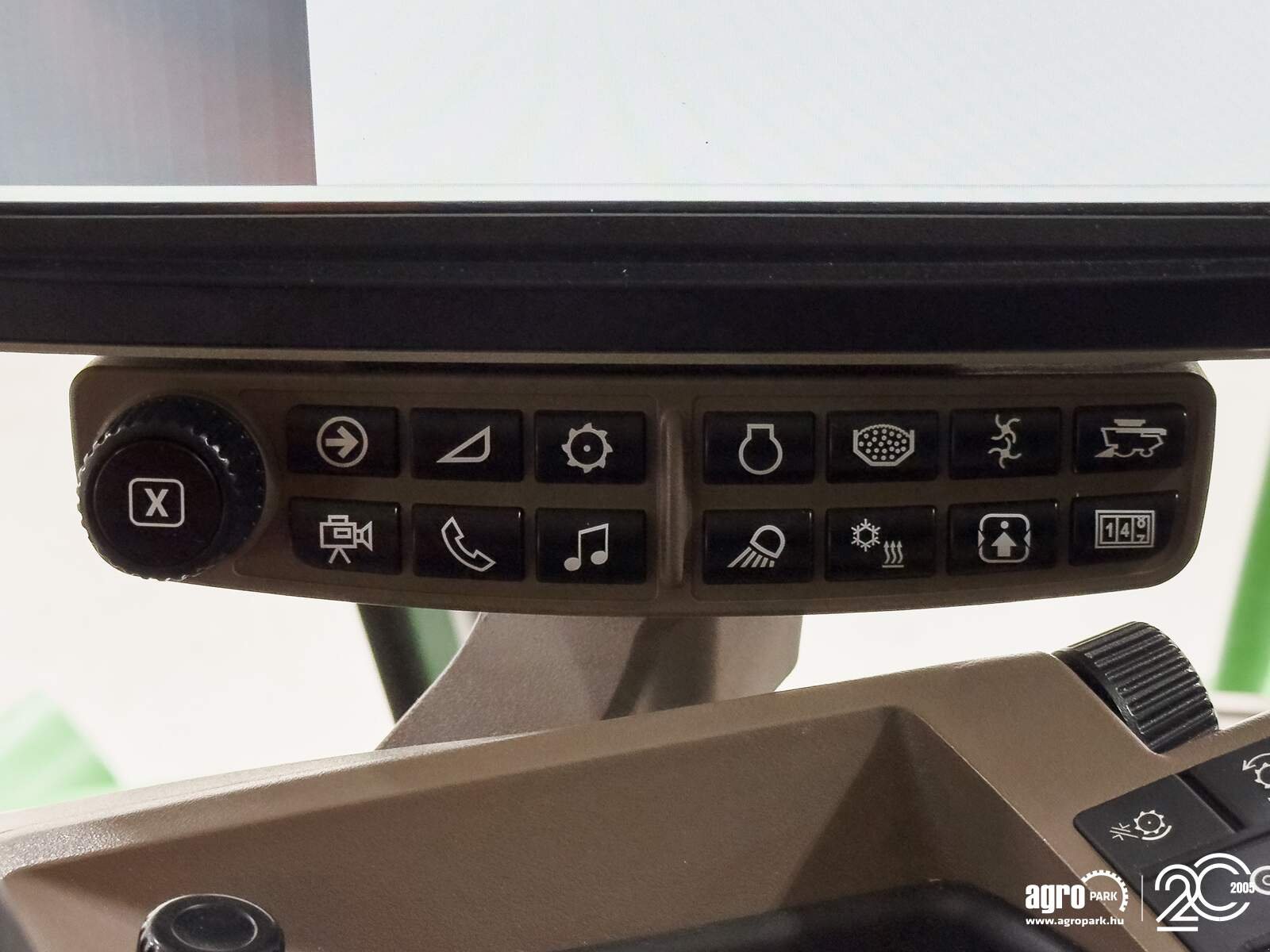 Mähdrescher tip John Deere S790i 4WD rotor combine, SF6000 AutoTrac, 202 kW drive, 800/70R38, ProDrive, air compressor, Gebrauchtmaschine in Csengele (Poză 19)