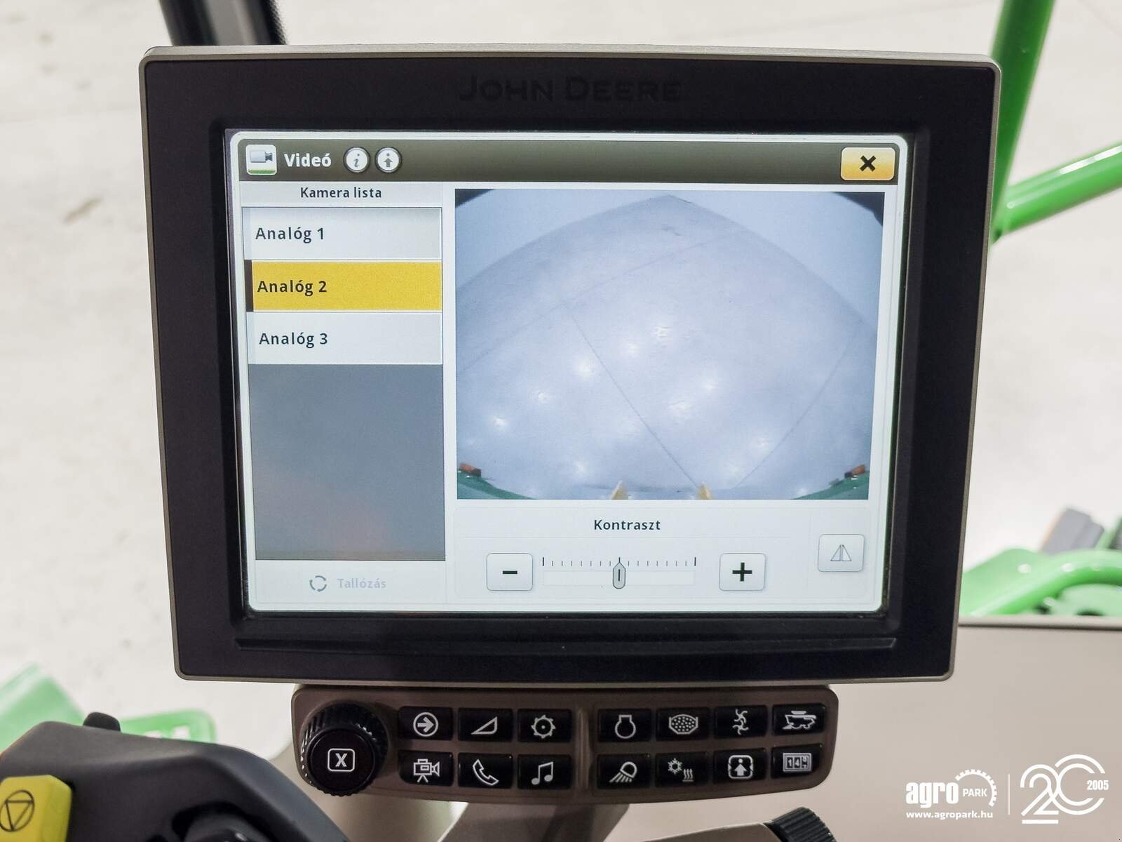 Mähdrescher tip John Deere S790i 4WD rotor combine, SF6000 AutoTrac, 202 kW drive, 800/70R38, ProDrive, air compressor, Gebrauchtmaschine in Csengele (Poză 28)