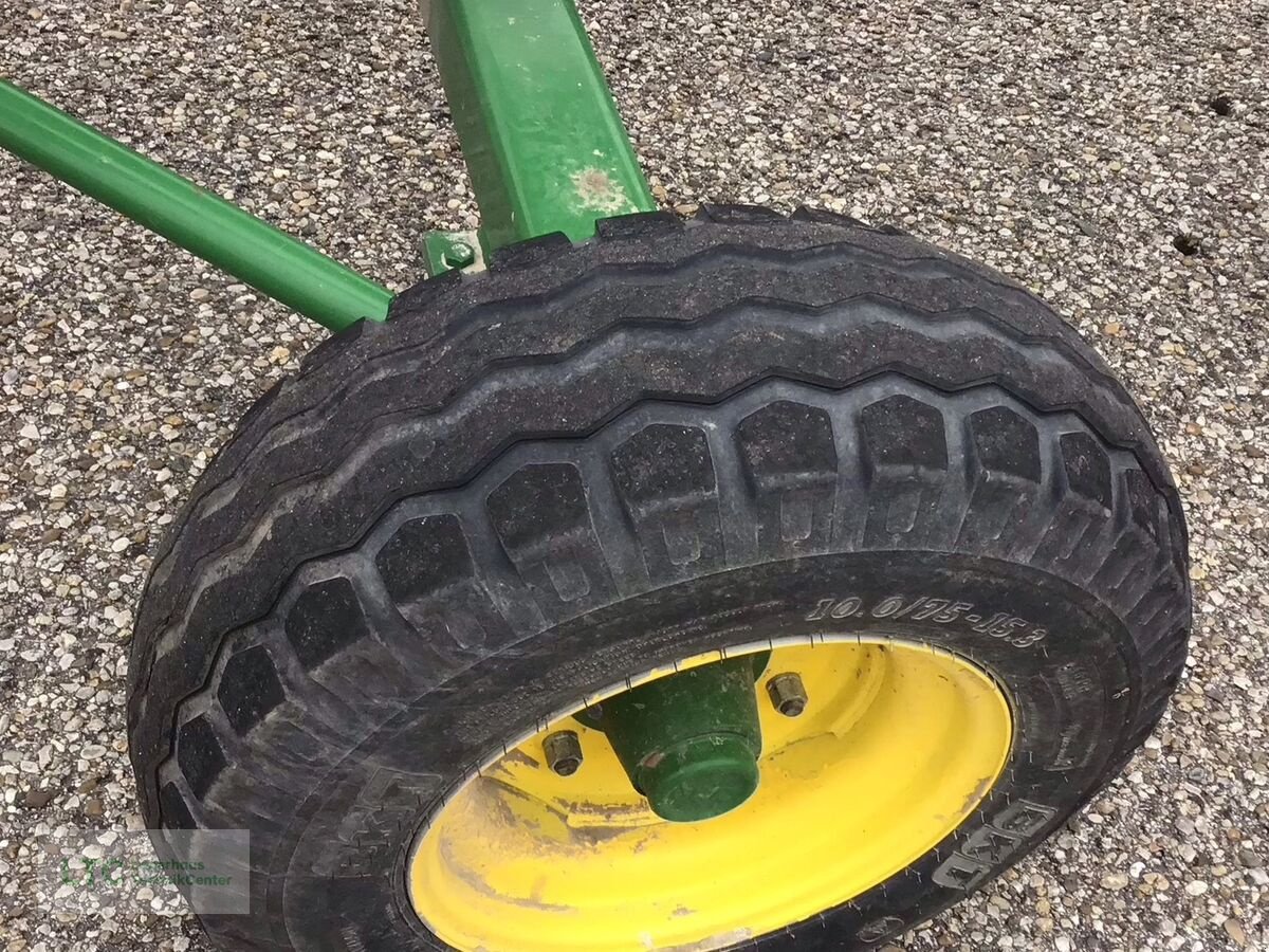 Mähdrescher van het type John Deere Schneidwerk 622R, Gebrauchtmaschine in Korneuburg (Foto 11)