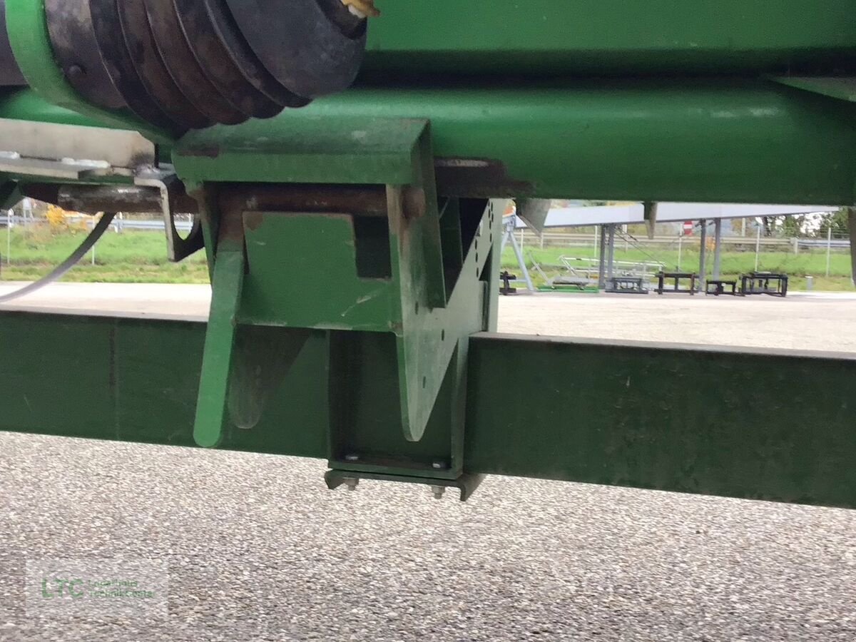 Mähdrescher van het type John Deere Schneidwerk 622R, Gebrauchtmaschine in Korneuburg (Foto 2)