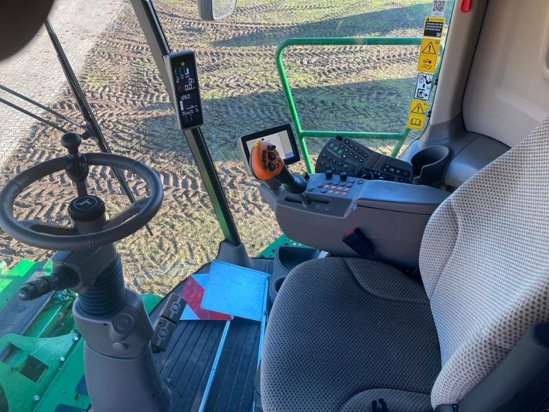 Mähdrescher of the type John Deere T 550 i, Gebrauchtmaschine in Hockenheim (Picture 7)