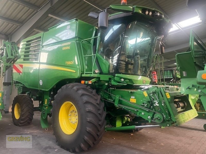 John Deere T 550i HM, Neumaschine, Baujahr: 2022, Betriebsstunden: 281 Stunden (Bild 1) Mähdrescher des Typs John Deere T 550i HM, Neumaschine in Euskirchen (Bild 1)