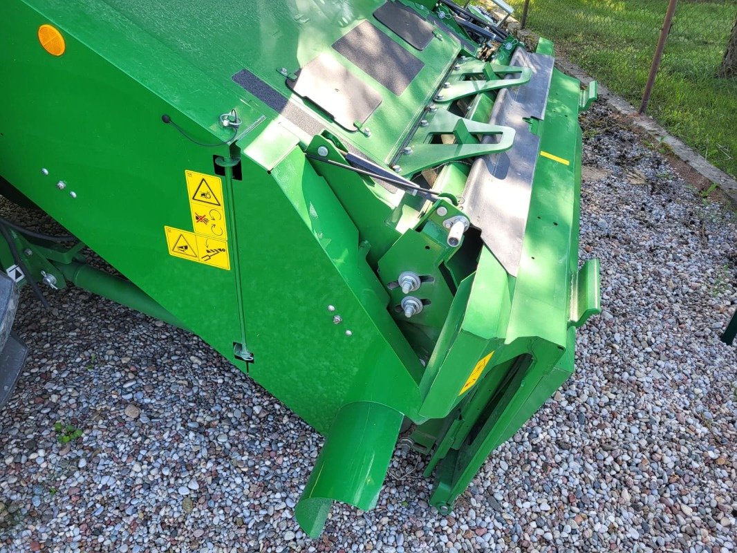 Mähdrescher of the type John Deere T 550i, Neumaschine in Mrągowo (Picture 3)