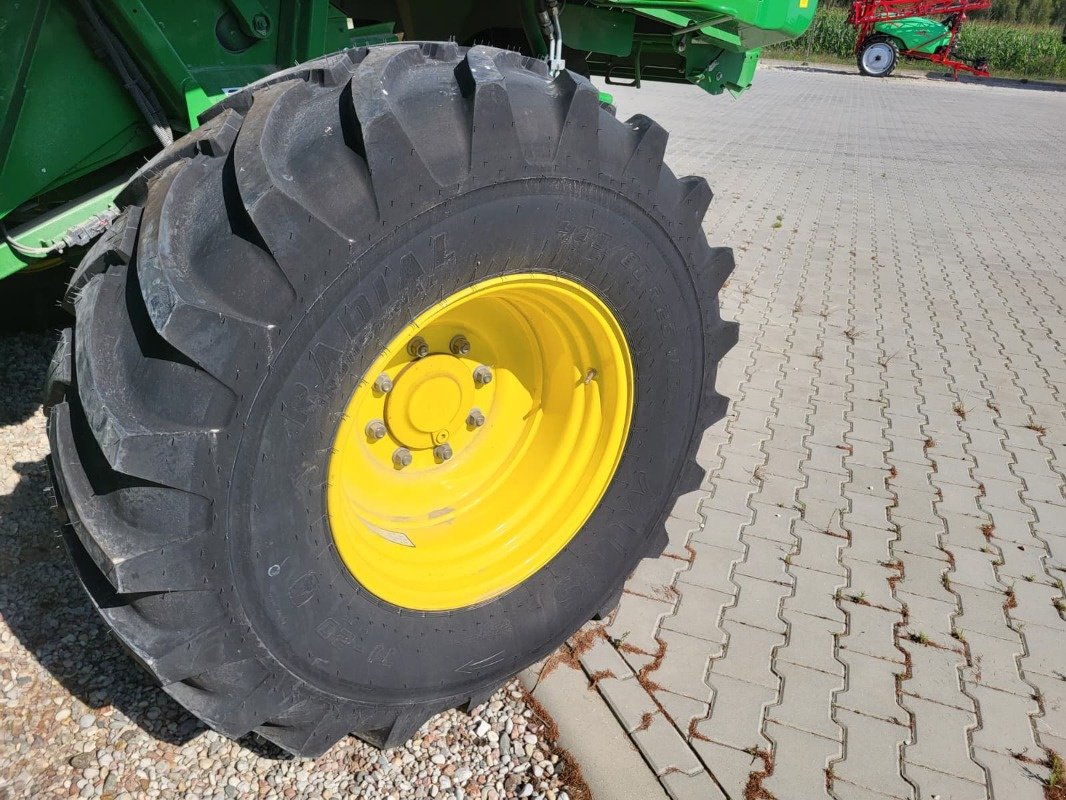 Mähdrescher of the type John Deere T 550i, Neumaschine in Mrągowo (Picture 17)