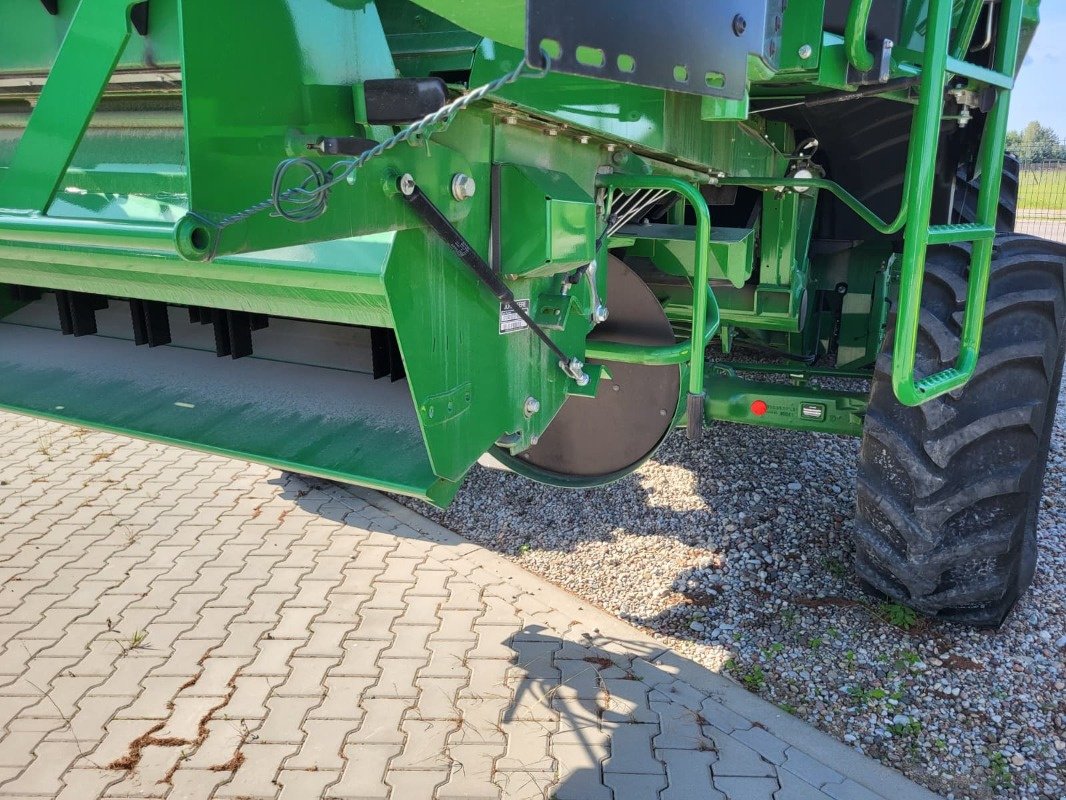 Mähdrescher of the type John Deere T 550i, Neumaschine in Mrągowo (Picture 21)