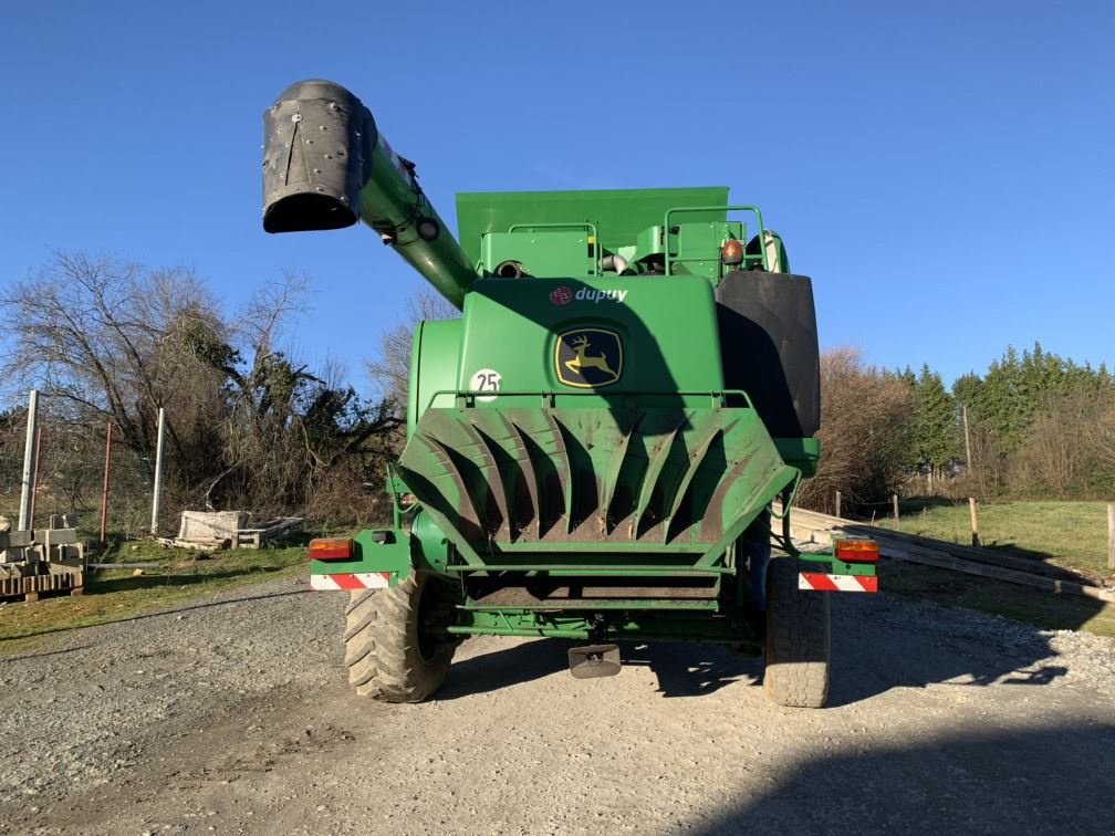 Mähdrescher typu John Deere T 560 T4i, Gebrauchtmaschine w Aubiet (Zdjęcie 7)