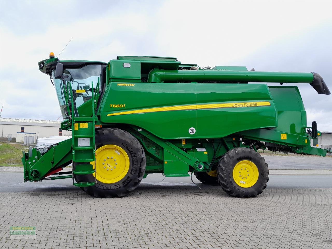 Mähdrescher типа John Deere T 660 HM, Gebrauchtmaschine в Büren (Фотография 4)