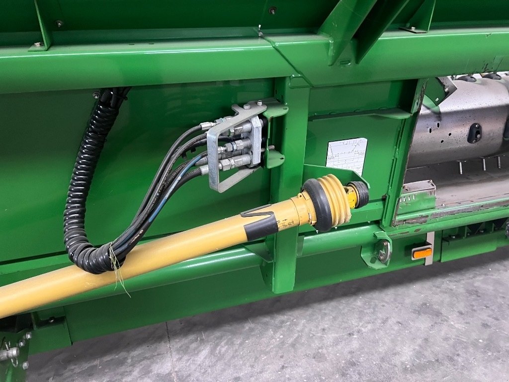 Mähdrescher van het type John Deere T 660 i, Gebrauchtmaschine in Mern (Foto 22)