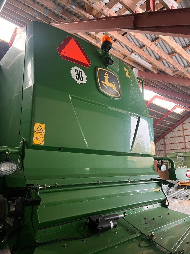 Mähdrescher van het type John Deere T 660 i, Gebrauchtmaschine in Mern (Foto 15)