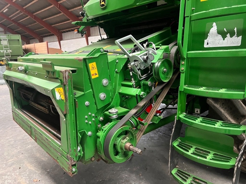 Mähdrescher van het type John Deere T 660 i, Gebrauchtmaschine in Mern (Foto 20)