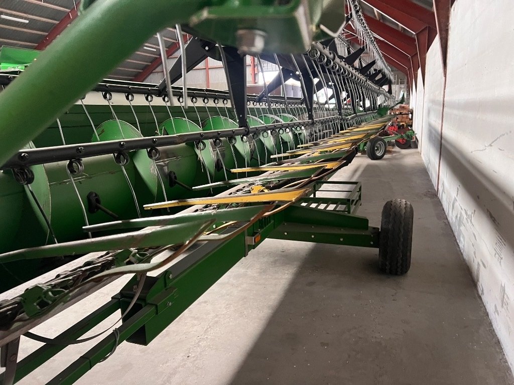 Mähdrescher van het type John Deere T 660 i, Gebrauchtmaschine in Mern (Foto 25)