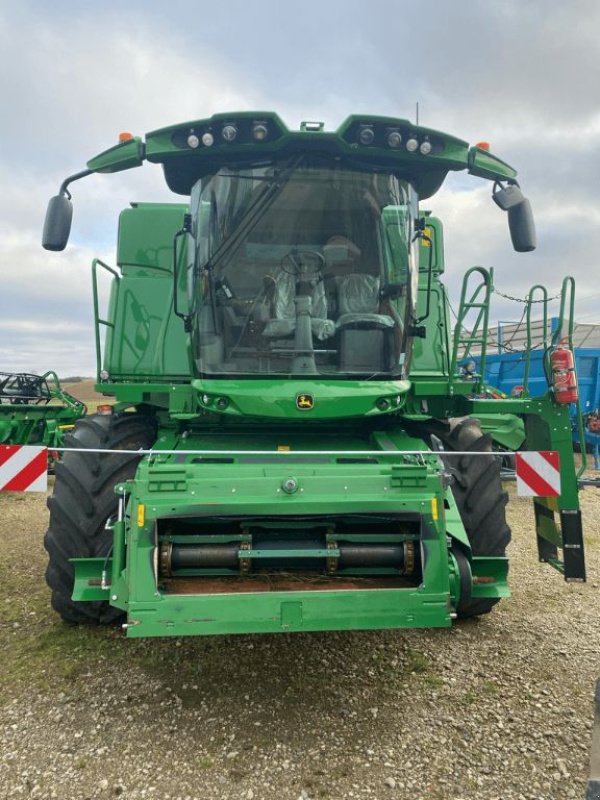 Mähdrescher des Typs John Deere T 660 I, Gebrauchtmaschine in azerailles (Bild 4)