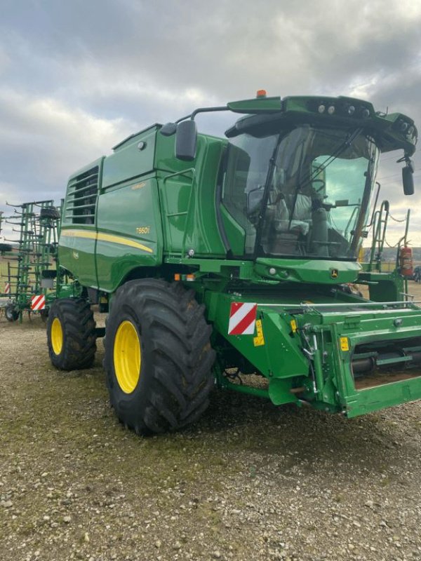 Mähdrescher des Typs John Deere T 660 I, Gebrauchtmaschine in azerailles (Bild 2)