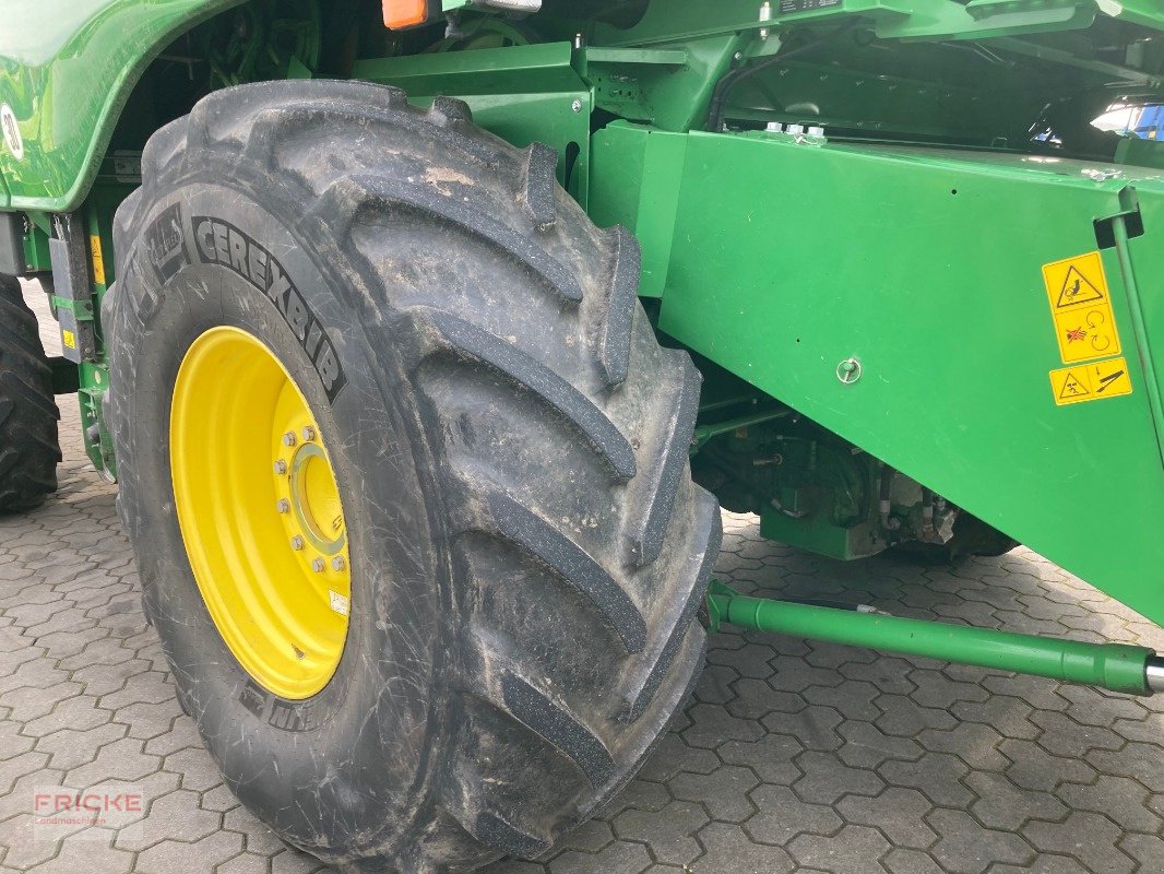 Mähdrescher des Typs John Deere T 660 i, Gebrauchtmaschine in Bockel - Gyhum (Bild 4)