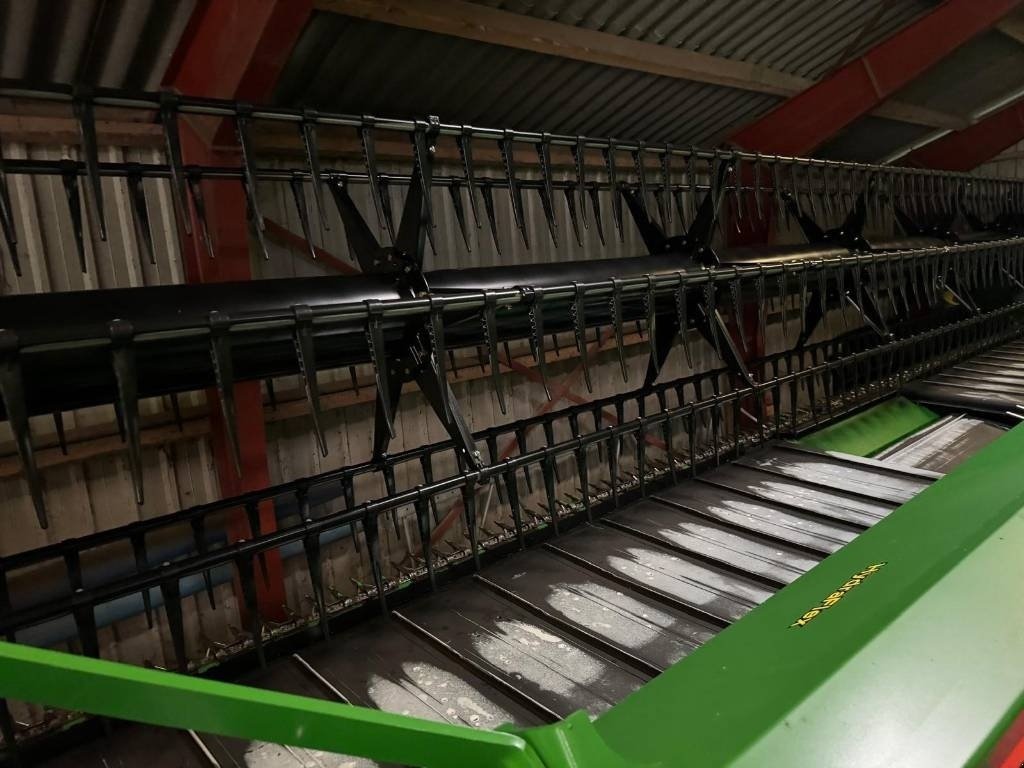 Mähdrescher tip John Deere T 660i, Gebrauchtmaschine in Vinderup (Poză 11)