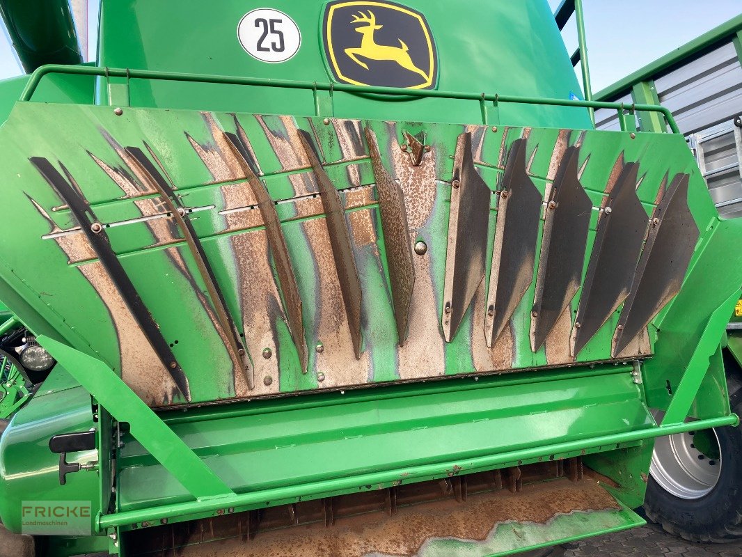 Mähdrescher typu John Deere T 670 Allrad, Gebrauchtmaschine v Bockel - Gyhum (Obrázek 10)