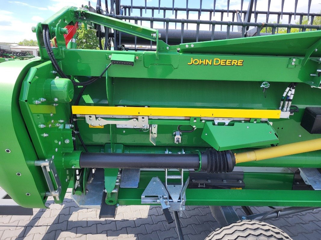 Mähdrescher typu John Deere T 670 i, Neumaschine v Mrągowo (Obrázek 26)