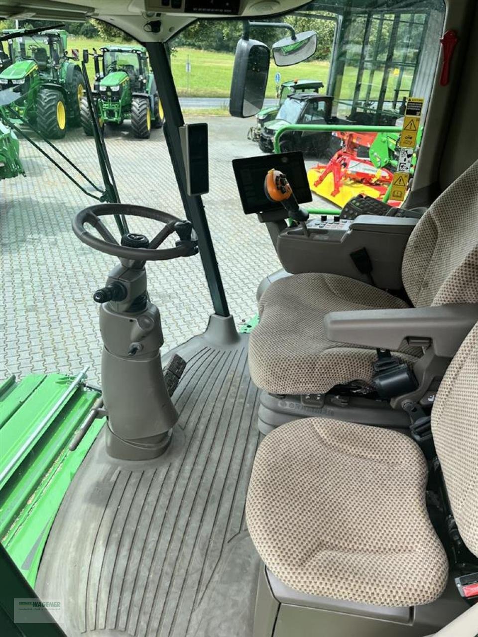 Mähdrescher Türe ait John Deere T 670HM, Neumaschine içinde Bad Wildungen - Wega (resim 3)