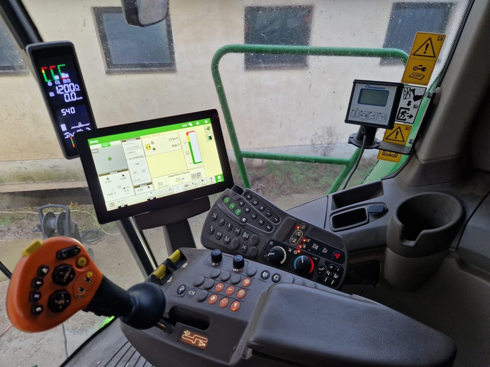 Mähdrescher of the type John Deere T5 600, Gebrauchtmaschine in Grund (Picture 7)