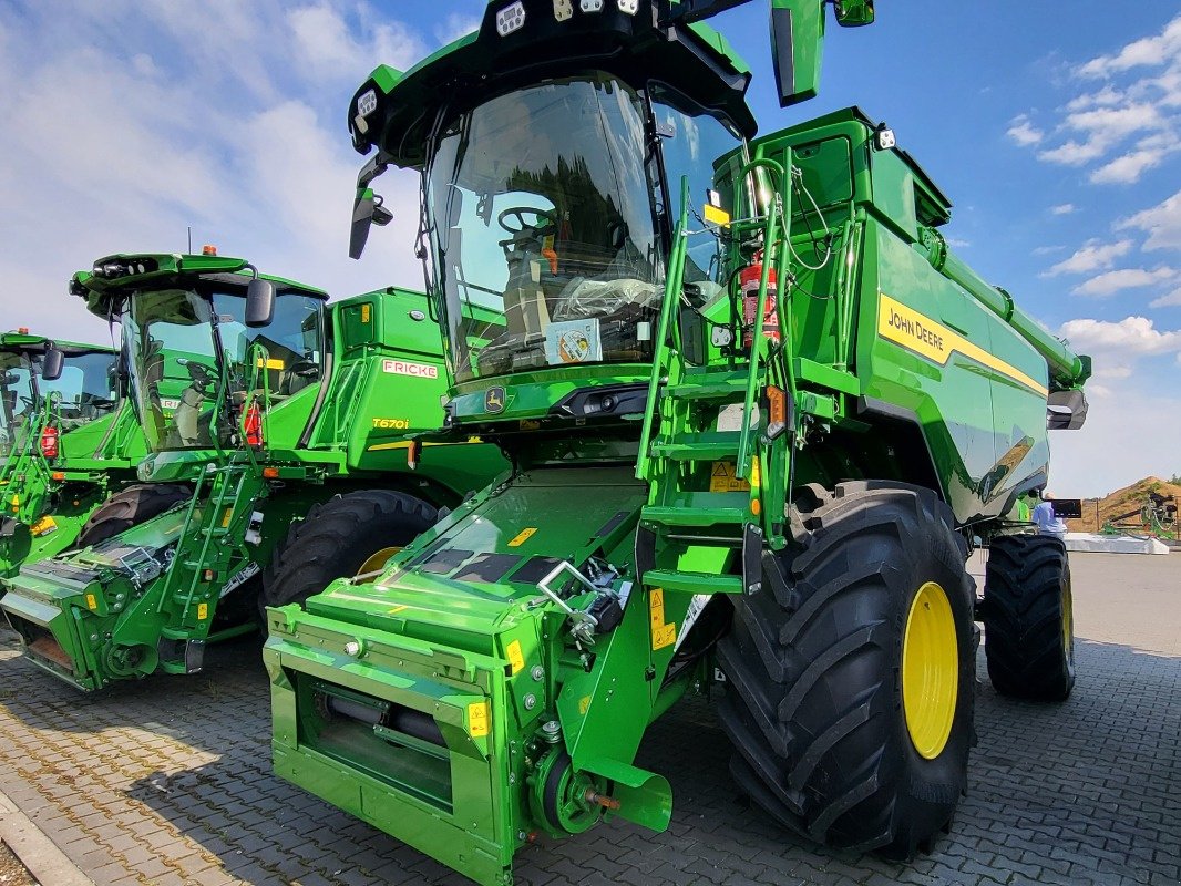Mähdrescher του τύπου John Deere T5 700, Neumaschine σε Mrągowo (Φωτογραφία 2)