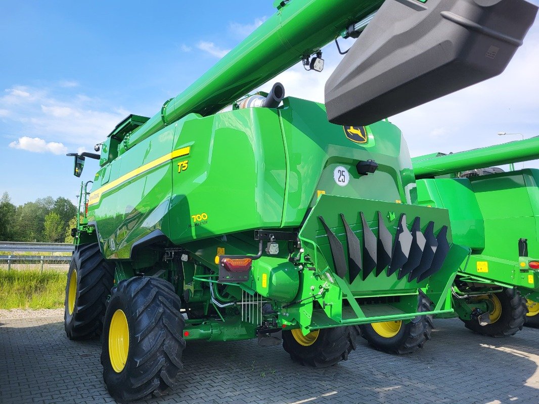 Mähdrescher του τύπου John Deere T5 700, Neumaschine σε Mrągowo (Φωτογραφία 10)