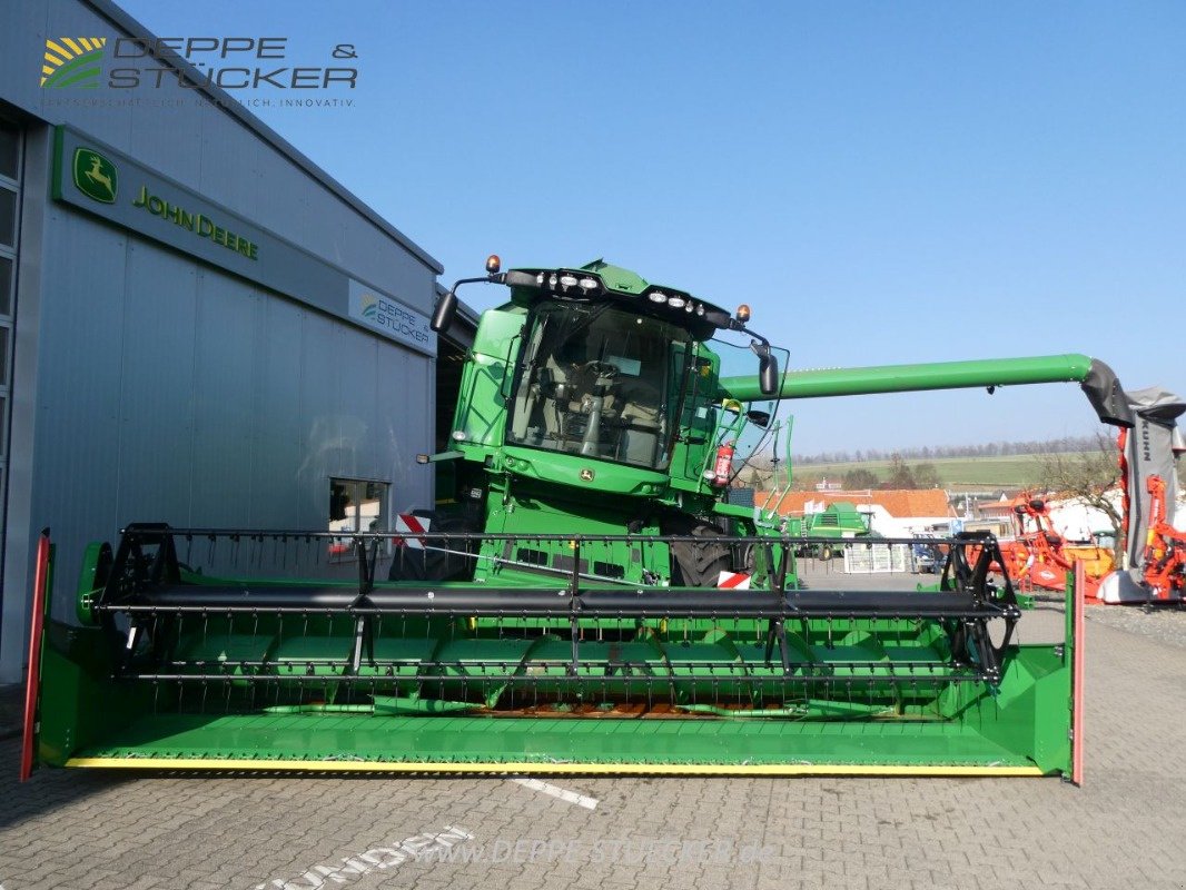 Mähdrescher des Typs John Deere T550 HM mit 620R + SWW, Gebrauchtmaschine in Polleben (Bild 19)
