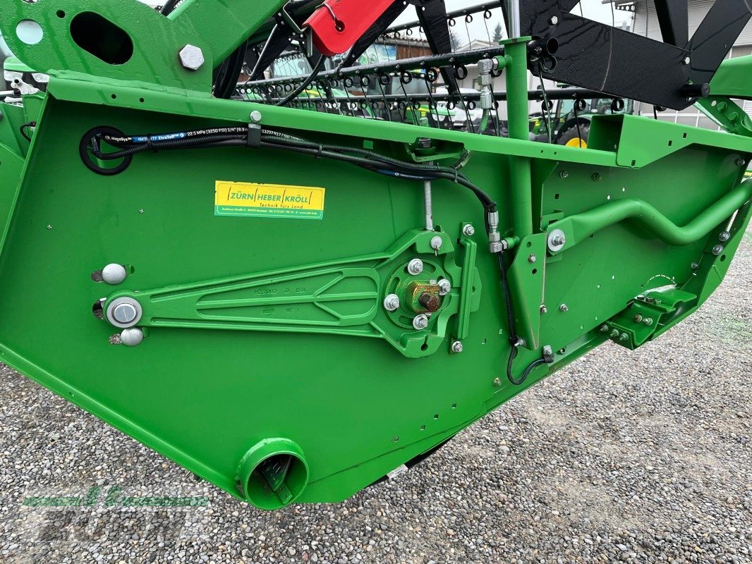 Mähdrescher des Typs John Deere T550 HM (MY19), Gebrauchtmaschine in Kanzach (Bild 26)