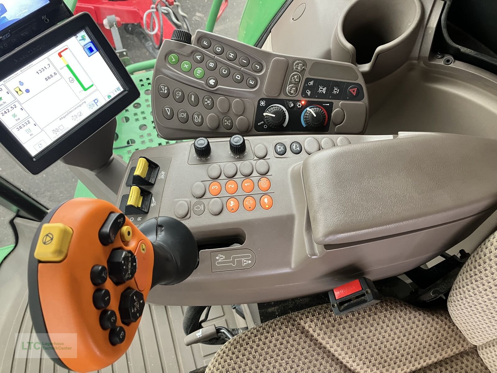 Mähdrescher typu John Deere T550 HM, Gebrauchtmaschine v Redlham (Obrázek 14)