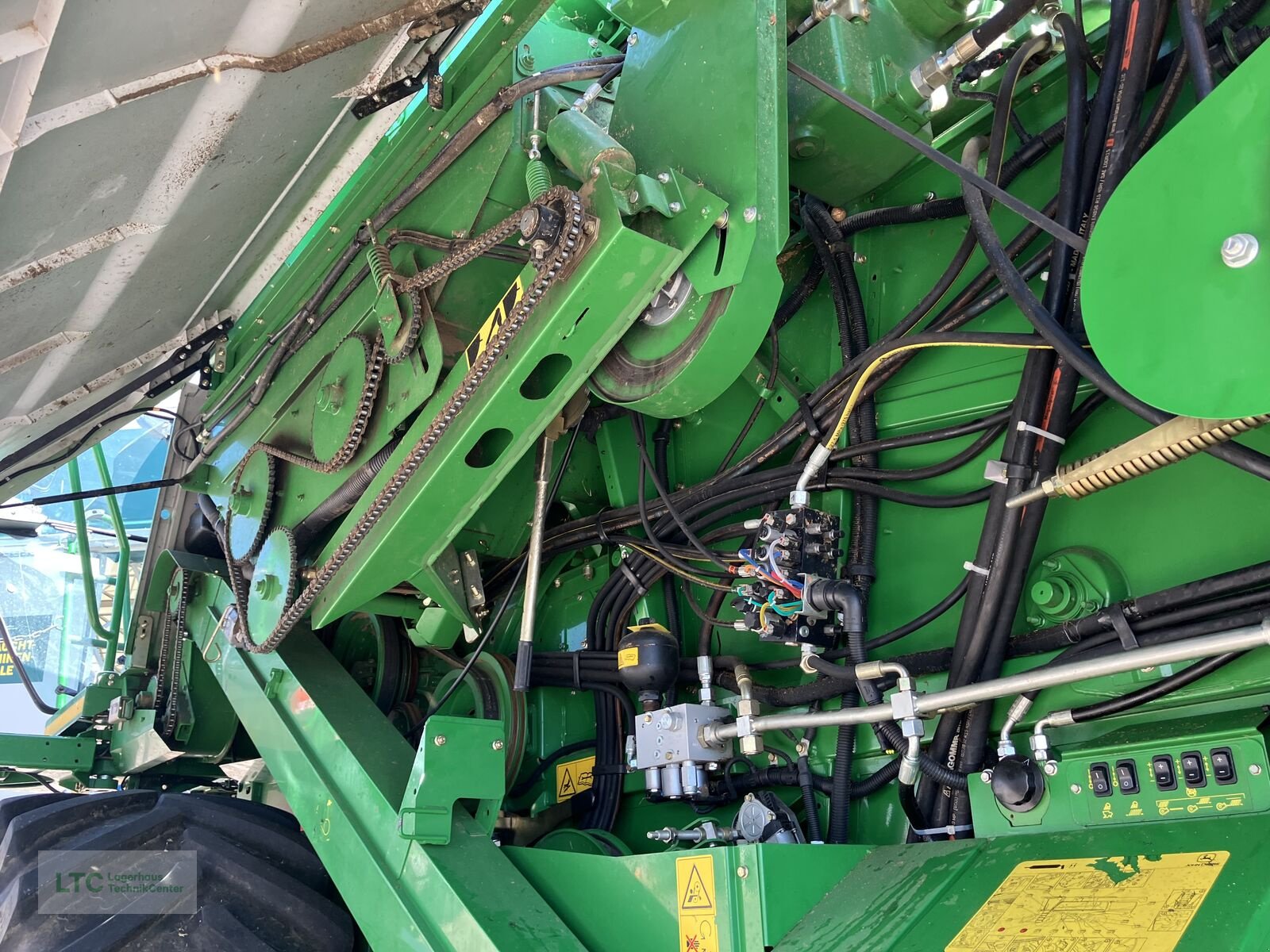 Mähdrescher typu John Deere T550 HM, Gebrauchtmaschine v Redlham (Obrázek 17)