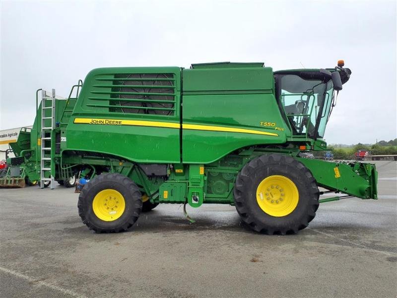 Mähdrescher del tipo John Deere T550, Gebrauchtmaschine In ANTIGNY (Immagine 4)