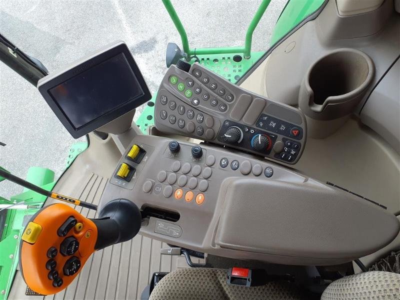 Mähdrescher del tipo John Deere T550, Gebrauchtmaschine In ANTIGNY (Immagine 11)