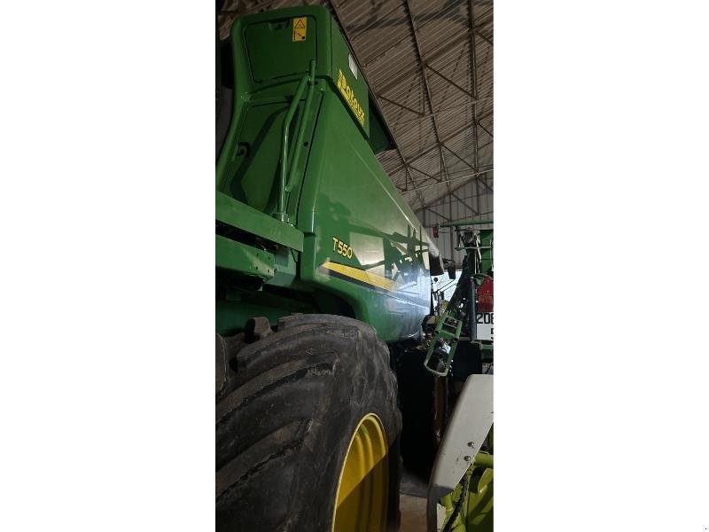 Mähdrescher del tipo John Deere T550, Gebrauchtmaschine In Wargnies Le Grand (Immagine 2)