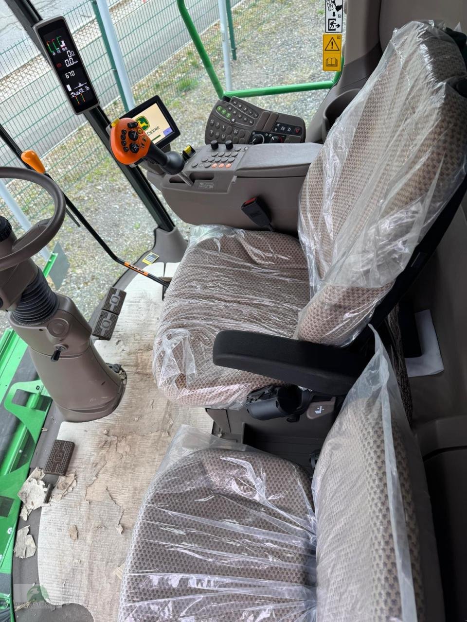 Mähdrescher des Typs John Deere T550, Neumaschine in Münchberg (Bild 11)