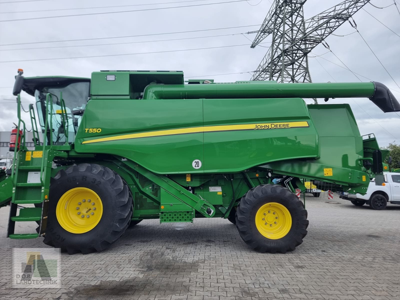 Mähdrescher of the type John Deere T550, Gebrauchtmaschine in Regensburg (Picture 4)