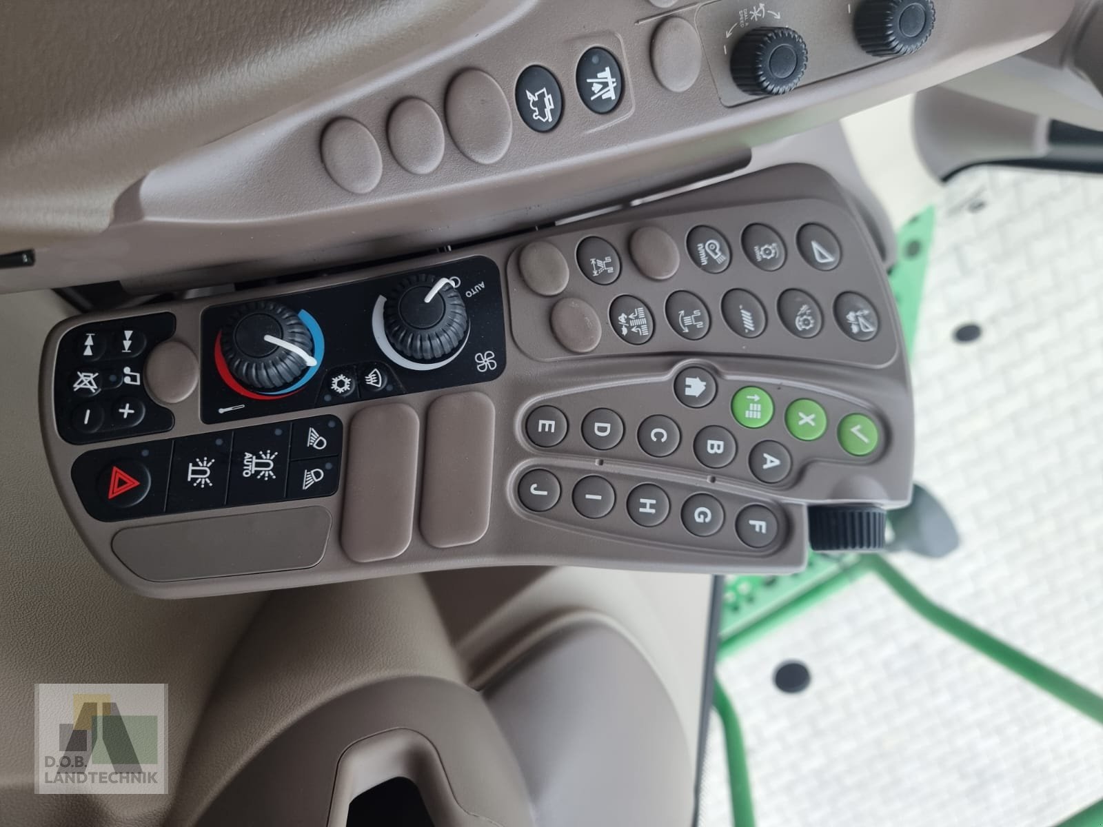 Mähdrescher of the type John Deere T550, Gebrauchtmaschine in Regensburg (Picture 24)